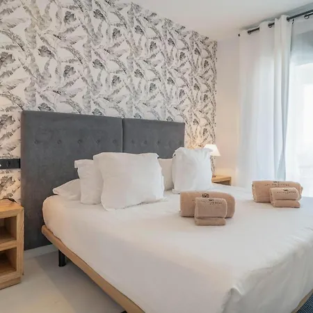 Apartman Nice In With Wifi, Outdoor Swimming Pool And Swimming Pool Estepona